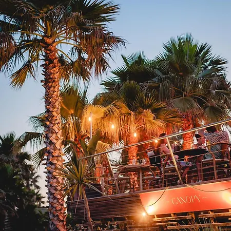 キャンプ場 レ プレイリー デ ラ メール 5*