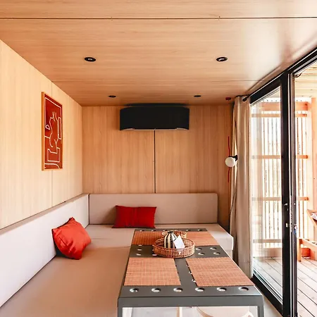 レ プレイリー デ ラ メール キャンプ場 グリモー