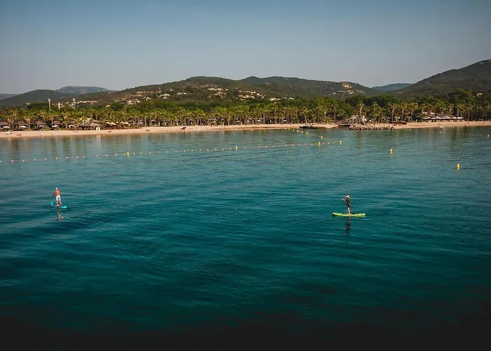 Les Prairies De La Kemping Grimaud